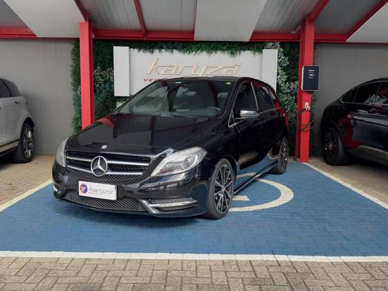 MERCEDES-BENZ B 200 1.6 SPORT TURBO GASOLINA 4P AUTOMÁTICO MERCEDES-BENZ B 200 1.6 SPORT TURBO GASOLINA 4P AUTOMÁTICO